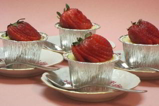 Творожники с клубникой