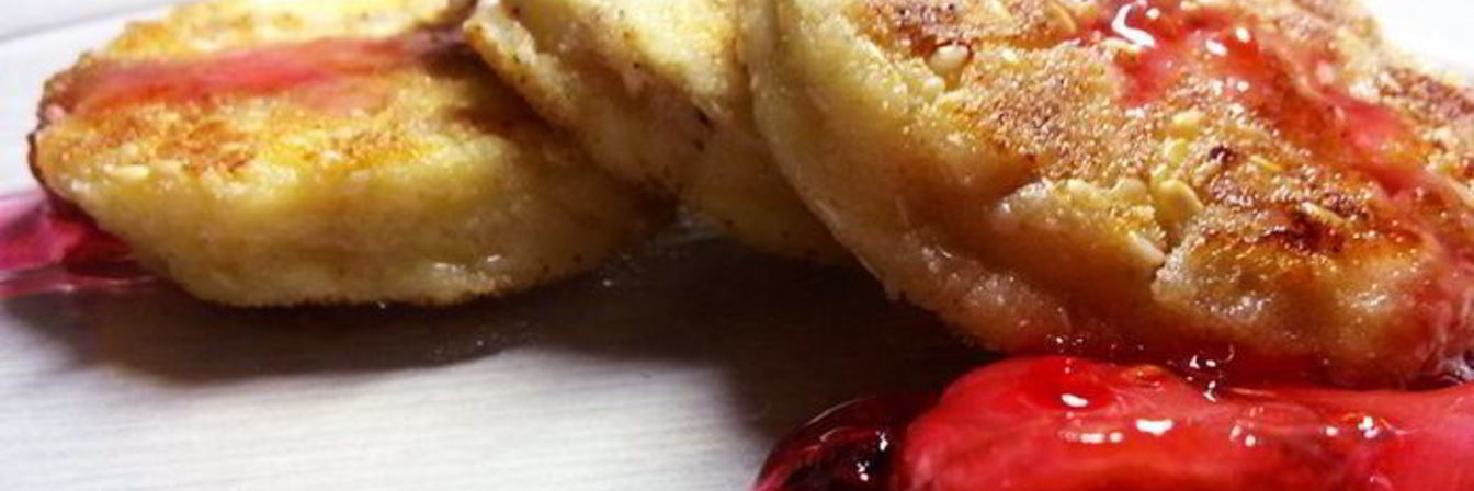 Ванильные сырники с хурмой