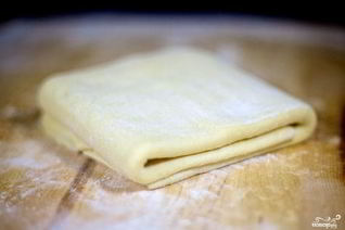 Тесто для пирогов на кефире без дрожжей