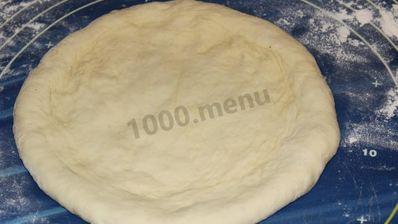 тонкое тесто и соус для итальянской пиццы