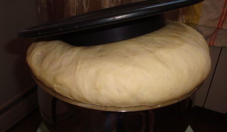 Рецепт универсального дрожжевого теста на все случаи жизни