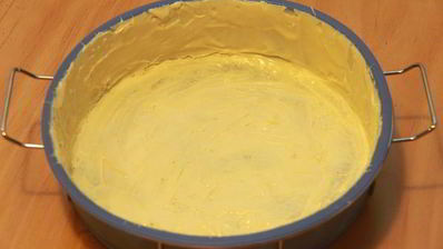 белый торт с шиповниковым кердом