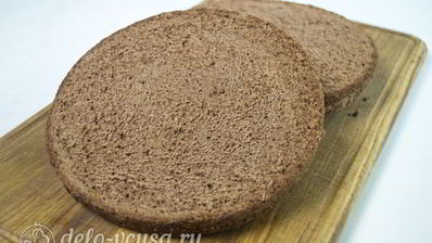 бисквит на темном шоколаде