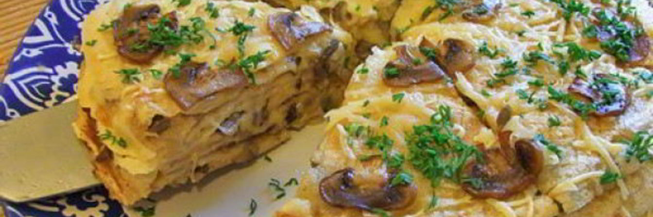 Блинный торт с сыром и грибами