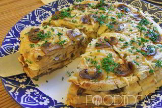 Блинный торт с сыром и грибами