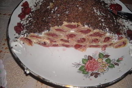 Блинный торт с вишней