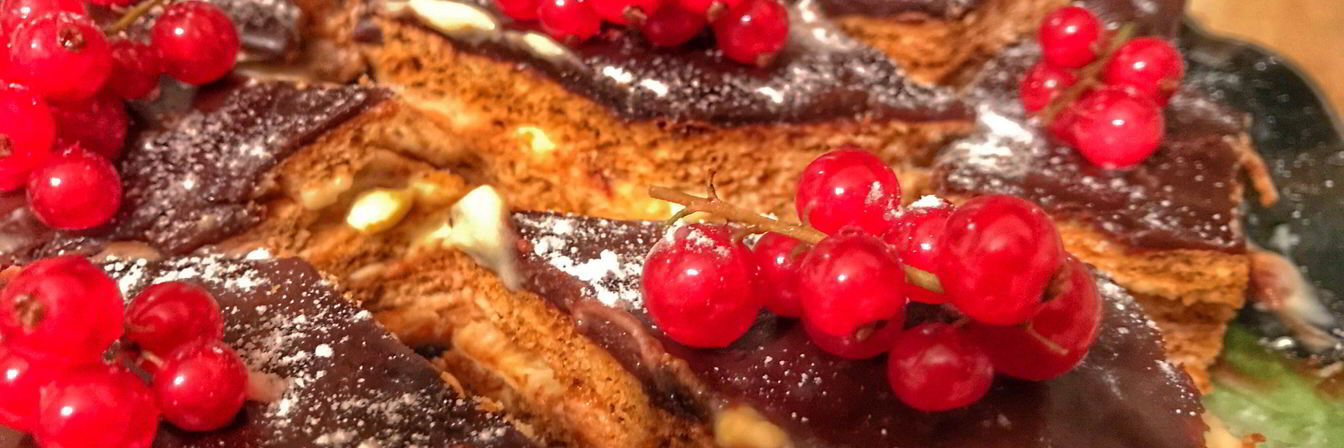 Медовый торт с заварным кремом