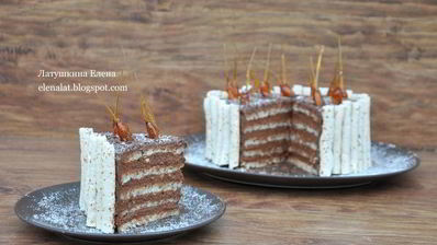 миндальный торт с шоколадным муссом, безе и карамелью
