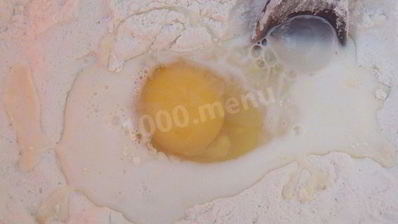 шоколадный блинный торт с творожным кремом