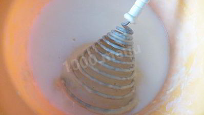 шоколадный блинный торт с творожным кремом