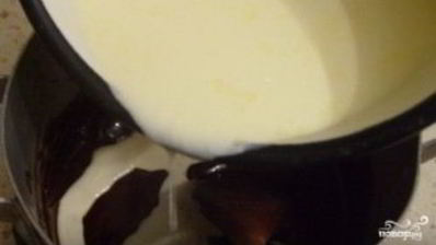 шоколадный торт с черносливом