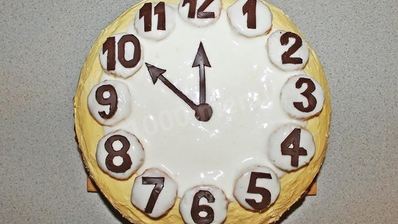 торт часы на новый