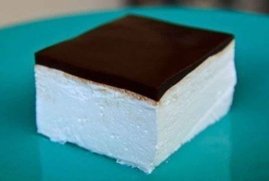 Торт Птичье молоко с взбитыми сливками