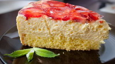 торт с клубникой и маскарпоне