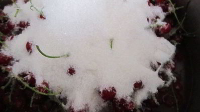 торт суфле красное с белым