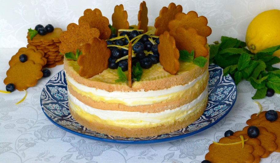Рецепт ванильного торта с лимонным курдом и лимонным суфле