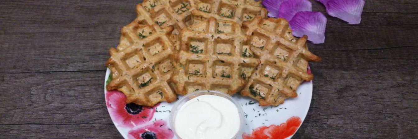 Картофельные вафли с зеленью