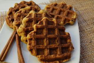 Яблочные вафли