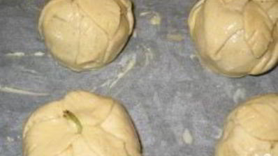 яблоки в тесте, запеченные в духовке