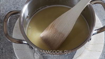 большие эклеры с фруктами