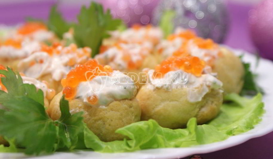 Рецепт профитролей с икрой и творожной начинкой