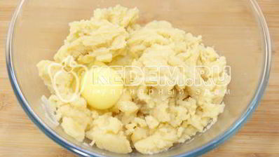 профитроли с икрой и творожной начинкой