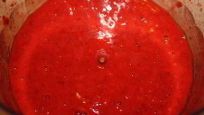 профитроли с клубничной начинкой