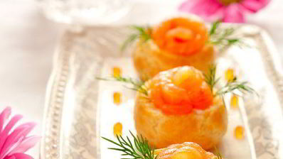 профитроли с семгой и сливочным сыром
