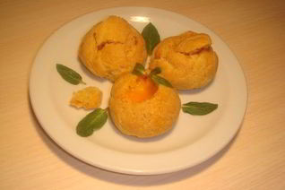 Профитроли с яйцом