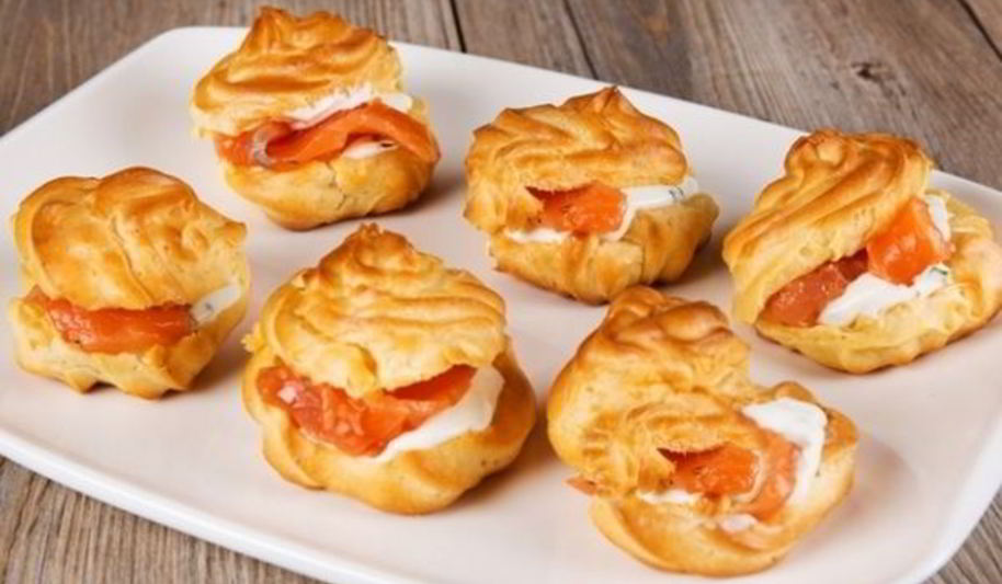 Рецепт профитролей со сливочно-лососевым кремом