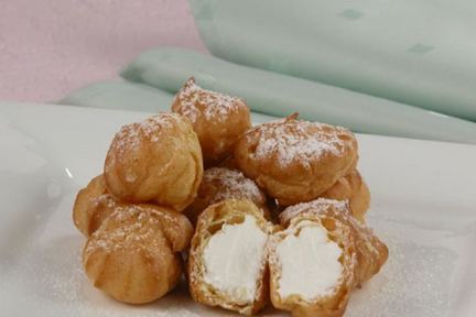 Профитроли со сливочным кремом