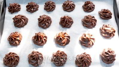 шоколадные профитроли с кремом