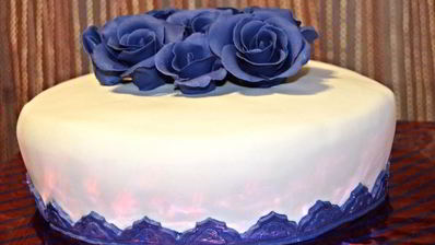 торт с профитролями