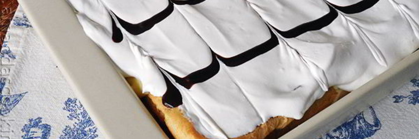 Торт эклер со взбитыми сливками