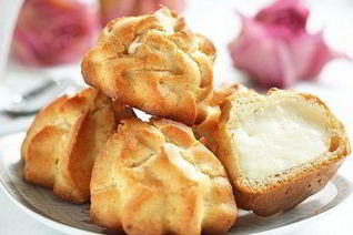 Воздушные профитроли с творожным кремом