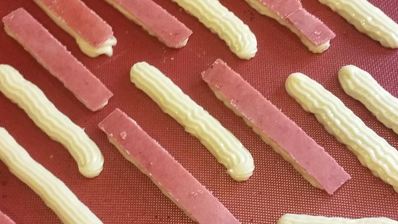 эклеры малиновая роза