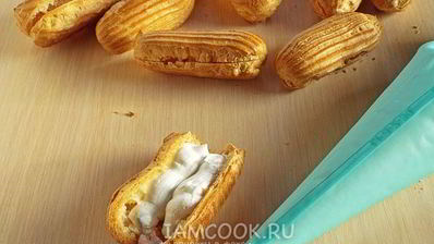 эклеры с белковым кремом