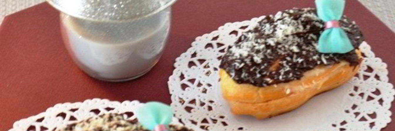 Эклеры с кокосовым кремом