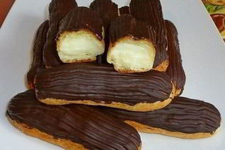 Эклеры с кремом в глазури