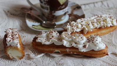 эклеры с масляным кремом