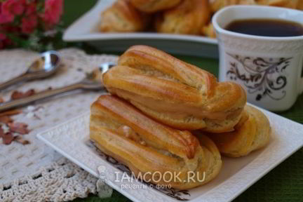 Эклеры со сгущенкой