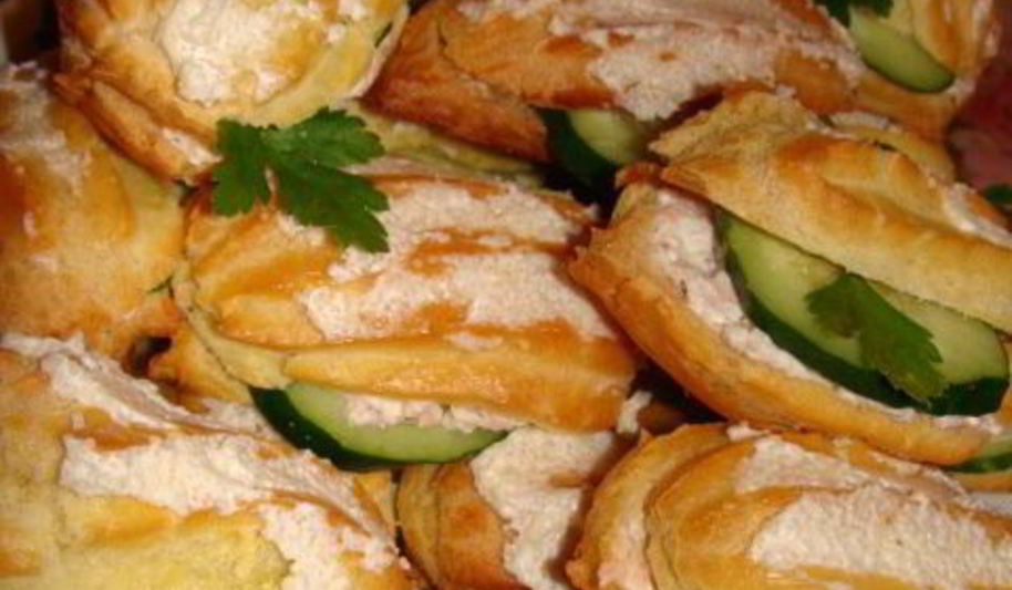 Рецепт закусочных эклеров с креветочным кремом