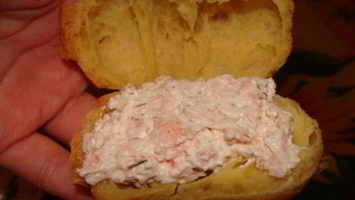 закусочные эклеры с креветочным кремом