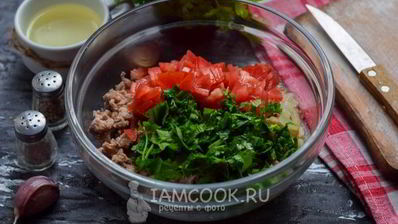 картофельная запеканка с фаршем и грибами