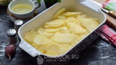 картофельная запеканка с фаршем и грибами