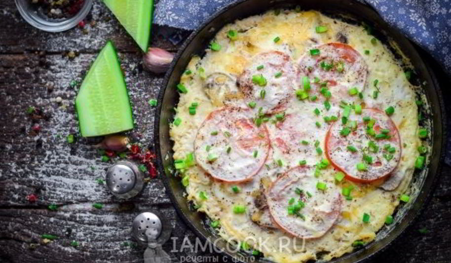 Рецепт картофельной запеканки с фаршем на сковороде