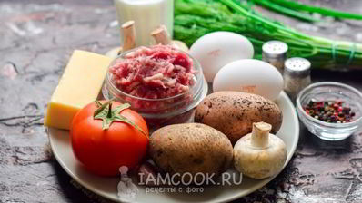 картофельная запеканка с фаршем на сковороде