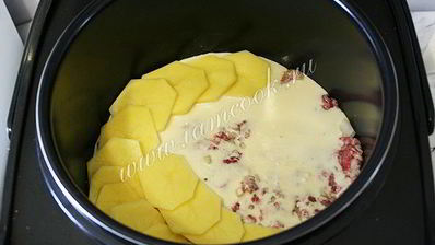картофельная запеканка с фаршем в мультиварке