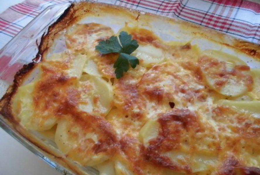 Нежная картофельная запеканка