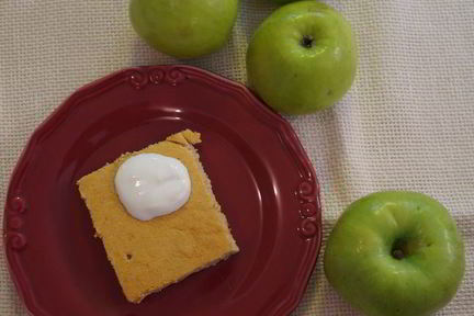 Нежная творожная запеканка с фруктами